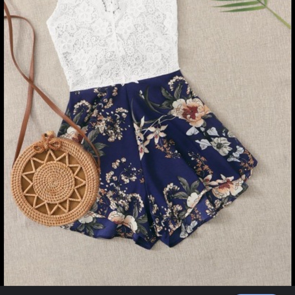 Lace Top Floral Romper SHEIN - Picture 3 of 4